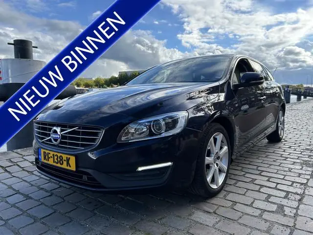 Volvo V60 1.5 T2 Polar+ airco/ecc leer navigatie automaat