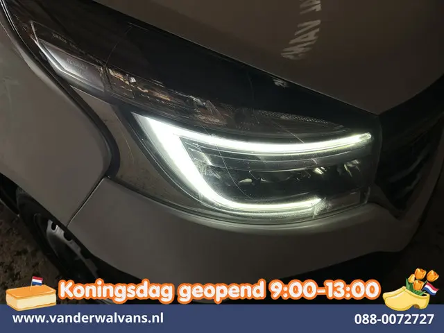 Renault Trafic 2.0 dCi 120pk L2H1 Euro6 Airco | LED | Cruisecontrol | Parkeersensoren Bijrijdersbank
