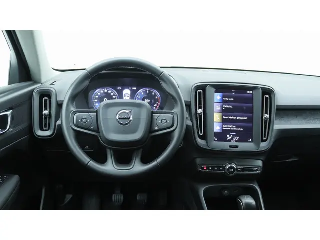 Volvo XC40 1.5 T3 Momentum | Navigatie | Stoelverwarming |