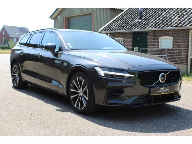 Volvo V60 2.0 T6 Plug-in hybrid AWD R-DESIGN SOh 96,8% PANO LEER LED TREKH. 94000KM!!!