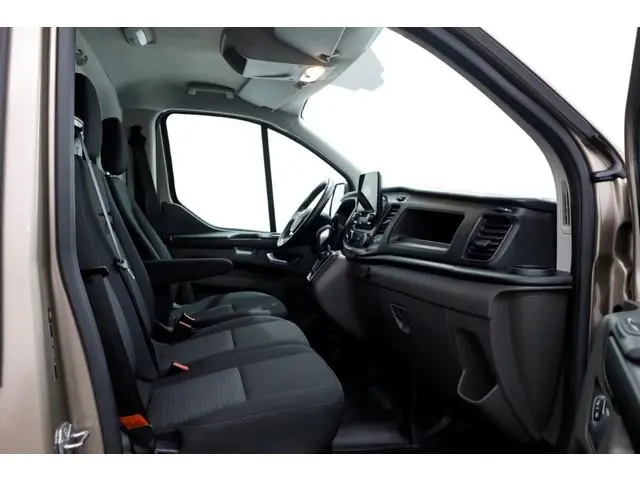 Ford Transit Custom 320 2.0 TDCI 130pk Automaat L2H1 Trend Airco/Camera/Carplay 02-2022