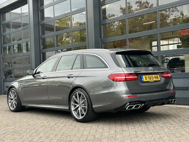 Mercedes-Benz E-klasse Estate AMG 63 4MATIC Premium Plus | PANORAMADAK | STOELVENTILATIE | BURMESTER...