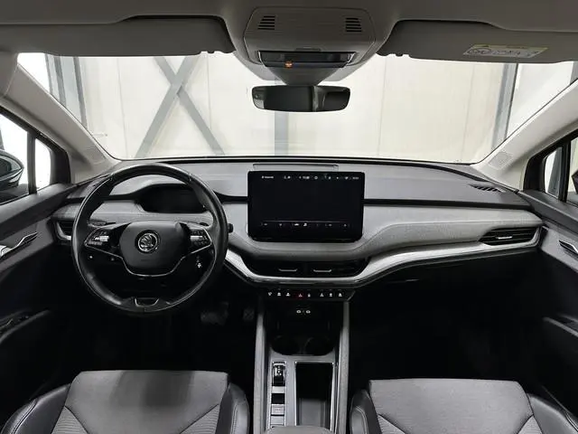 Škoda Enyaq iV 60 | Matrix (Crystal Lighting) | Camera | Keyless | Carplay | Navi