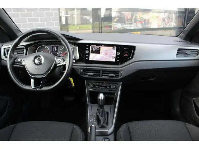 Volkswagen Polo 1.0 TSI Highline / Carplay / Automaat / Stoelverwarming
