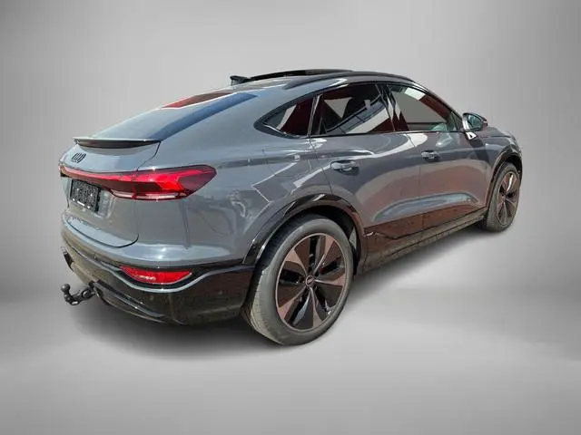 Audi Q6 Sportback e-tron S edition performance 100 kWh / 306pk · SOH 97,5% · Panoramadak · 360 Camer...