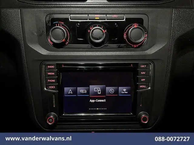 Volkswagen Caddy 2.0 TDI 102pk L1H1 Euro6 Airco | Imperiaal | 1500kg Trekhaak | Cruisecontrol Parkee...