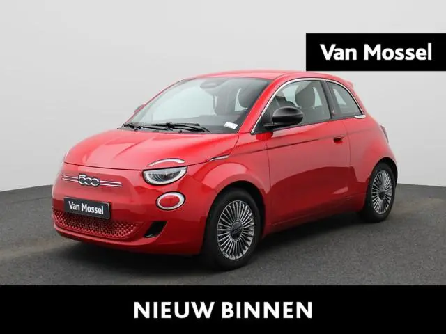 Fiat 500e 500e 42 kWh (Red) | Apple Carplay/Android Auto | Achteruitrijcamera | Cruise Control | Lic...