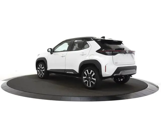 Toyota Yaris Cross 1.5 Hybrid 130 Executive Cruise control adaptief / 360 Camera / Elektrische achte...