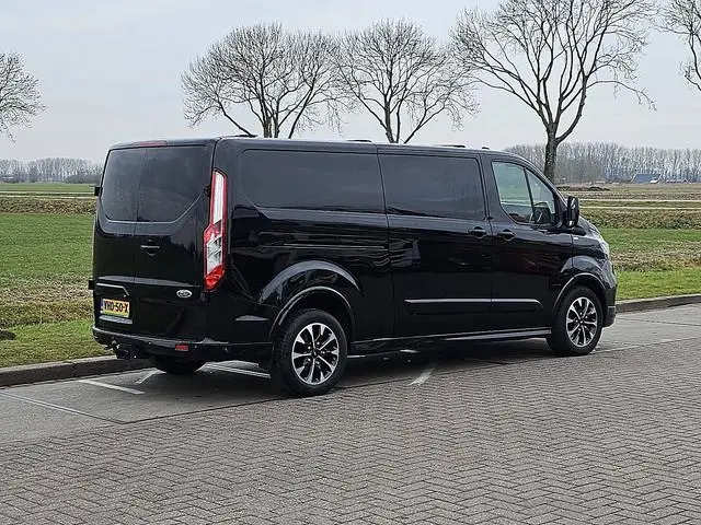 FORD TRANSIT CUSTOM 2.0 l2h1 sport navi