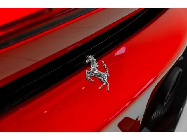 Ferrari SF90 Spider