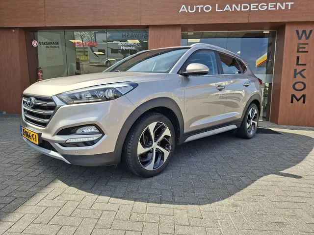 Hyundai Tucson 1.6 T-GDI 177 pk Automaat | Lederen bekleding  | Trekhaak |Stoel /stuur verwarmin
