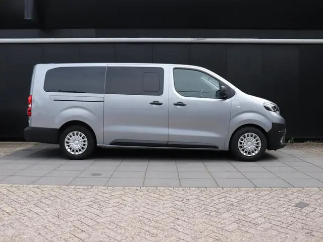 Toyota pro-ace