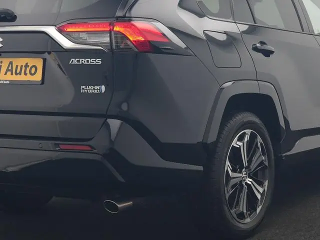 Suzuki Across