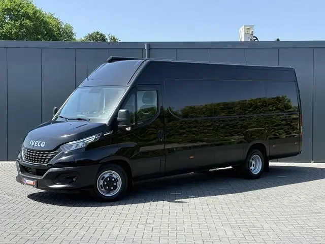 Iveco Daily 35C21 3.0 210 PK AUTOMAAT L3H2 N1 / MOTORSPORT INRICHTING / LUIFEL / LUCHTSLANG / DUBBEL...