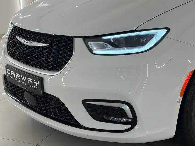 Lancia Voyager