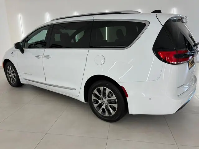Lancia Voyager