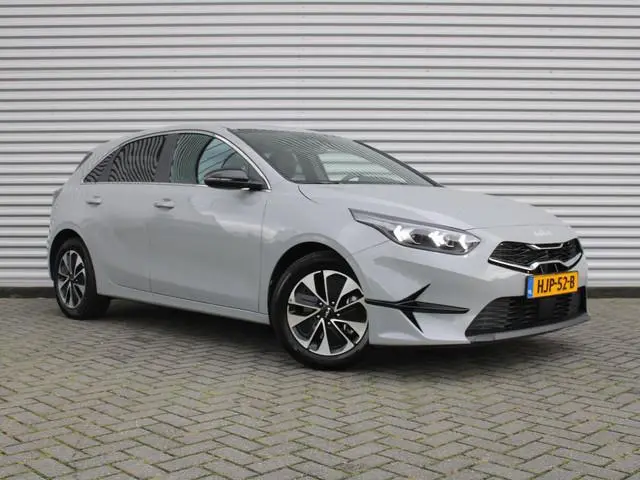 Kia Ceed 1.0 T-GDi MHEV Design Edition | Stuur-/stoelverwarming | Cruise adapt. | Camera | 16" LM |...