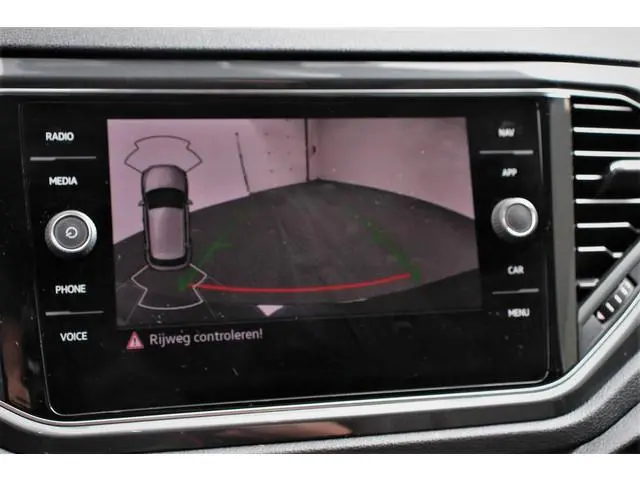 Volkswagen T-Roc 1.5 TSI Sport DSG Navigatie Adaptieve Cruise Control Climate Control Digitale Dashb...