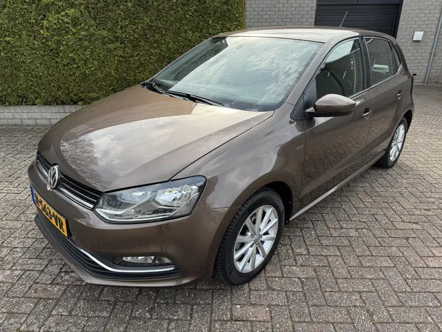 Volkswagen Polo 1.2 TSI Highline / Navi / Trekhaak