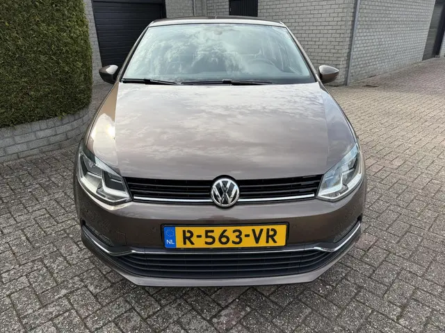 Volkswagen Polo 1.2 TSI Highline / Navi / Trekhaak