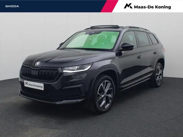 Skoda Kodiaq 1.5TSI/150PK DSG Sportline Business · Panoramadak · Canton Audio ·  Alcantara/Leder · C...