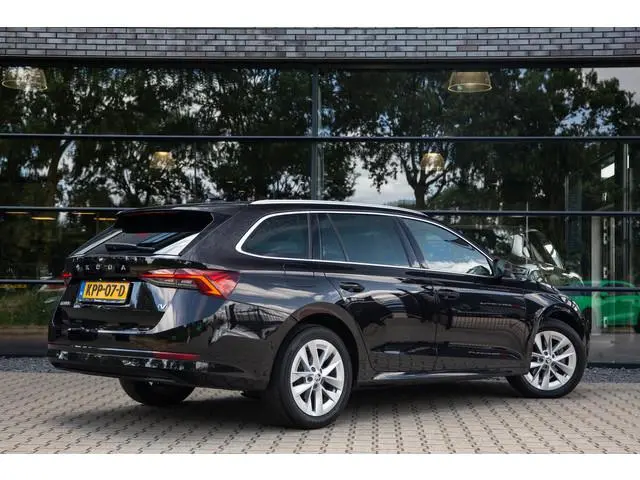 ŠKODA Octavia Combi 1.4 TSI iV PHEV Style , Memory, Carplay, Stoel/stuurverwarming,