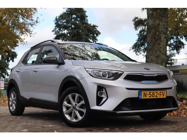 Kia Stonic 1.0 T-GDi MHEV DynamicLine | Camera | Carplay | Navi |