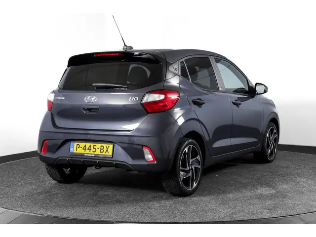 Hyundai i10 1.0 Comfort Smart | Cruise | Stoel-+Stuurverw. | PDC | Camera | NAV + App. Connect | Air...