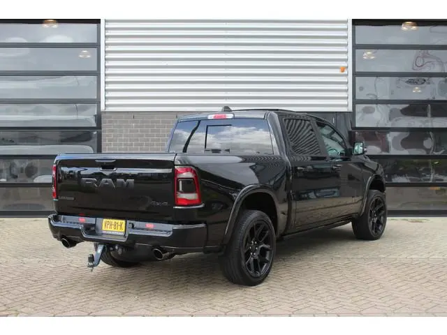 Dodge Ram 1500 5.7 V8 4x4 Crew Cab Laramie / Luchtvering / Panoramadak / N.A.P.