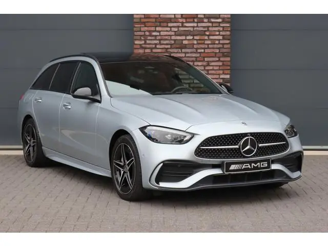 Mercedes-Benz C-klasse Estate 300 e AMG Line | Panoramadak | Burmester | Distronic | Memory | Leder...