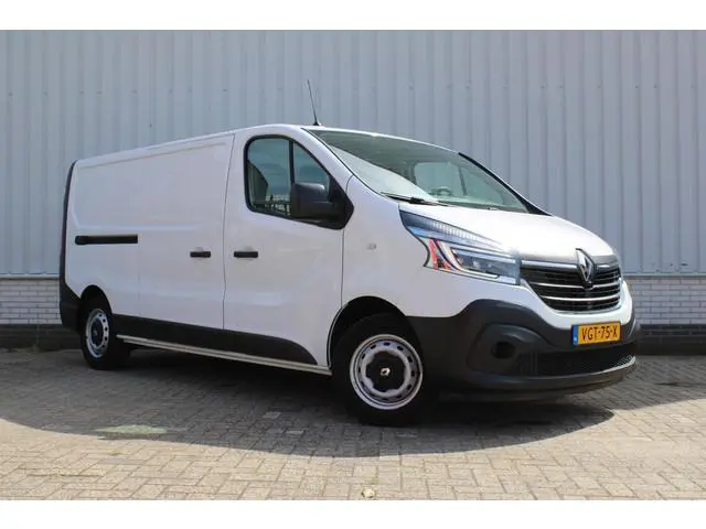 Renault Trafic 2.0 dCi 120PK L2H1 Comfort | Navi | Airco | Trekhaak | Cruise | Parkeersensoren | Vol...