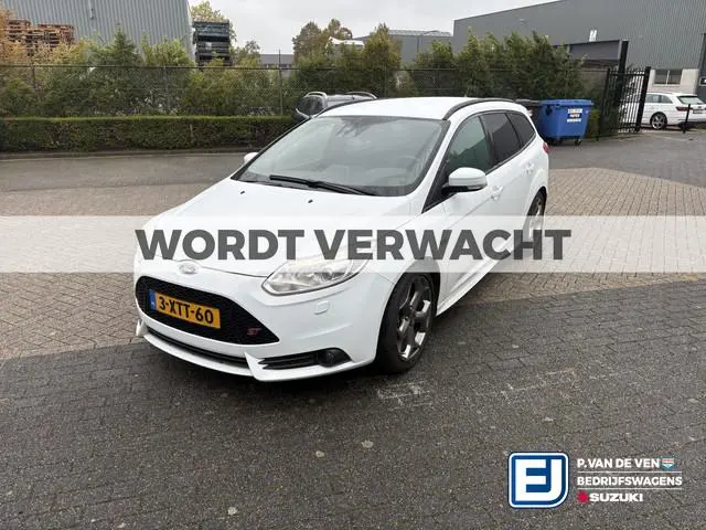 Ford Focus Wagon 2.0 EcoBoost ST-3 250pk 6-bak | Full Options | Recaro | Leder | Camera | Lane | BLI...