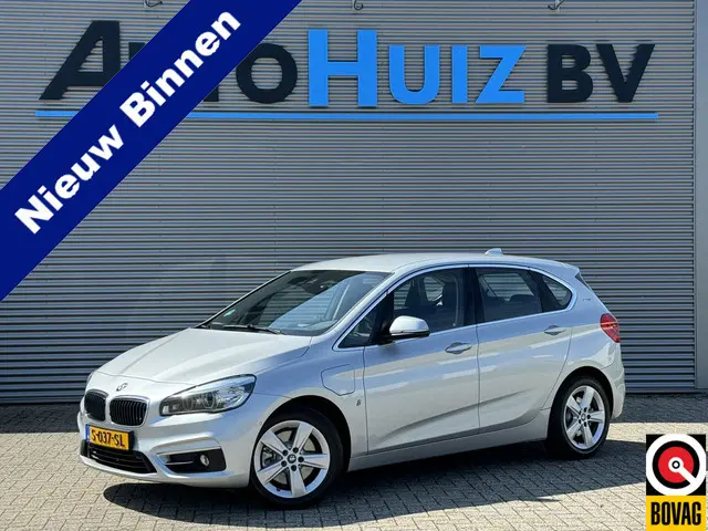 BMW 2-serie Active Tourer 225xe iPerformance Executive Leer LED Navi PDC 17 Inch Stoelverwarming
