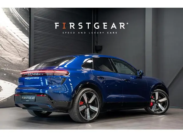Porsche Macan Turbo 100 kWh *Burmester / Vierwielbesturing / Bijrijder-Display / Stoelventilatie / P...