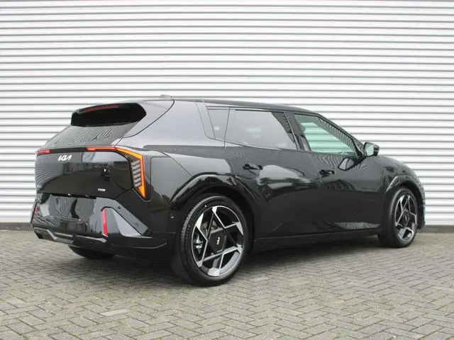 Kia EV4