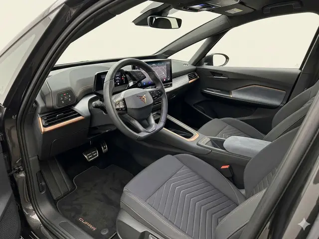 CUPRA Born Adrenaline One 62 kWh 204pk | Navigatie | Parkeercamera | Adaptieve cruise controle | 19...