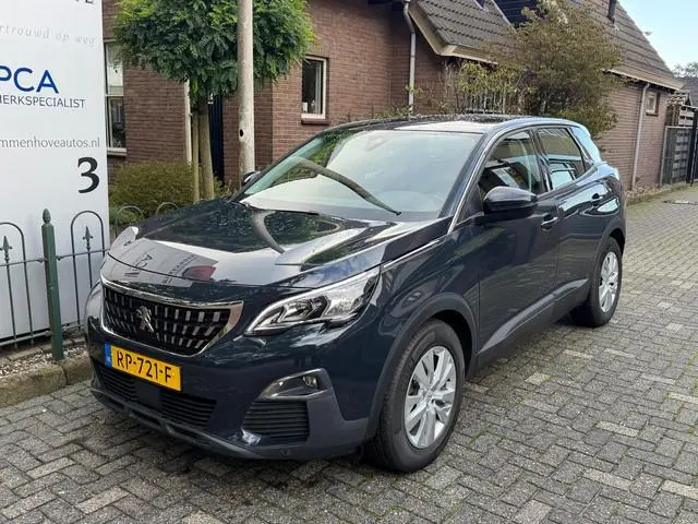 Peugeot 3008 1.2 PureTech Blue Lease Executive