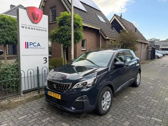 Peugeot 3008 1.2 PureTech Blue Lease Executive