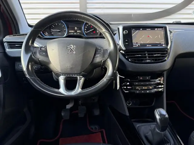 Peugeot 2008 1.2 PureTech Allure 2e Eigenaar|Navi|Pano|Carplay|Camera|Clima|Cruise|D-riem vv in 2023...