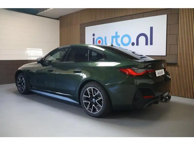 BMW i4 M50 84 kWh Laserlight/HUD/Keyless/360° Camera/ACC/Shadow Line/18" M Velgen