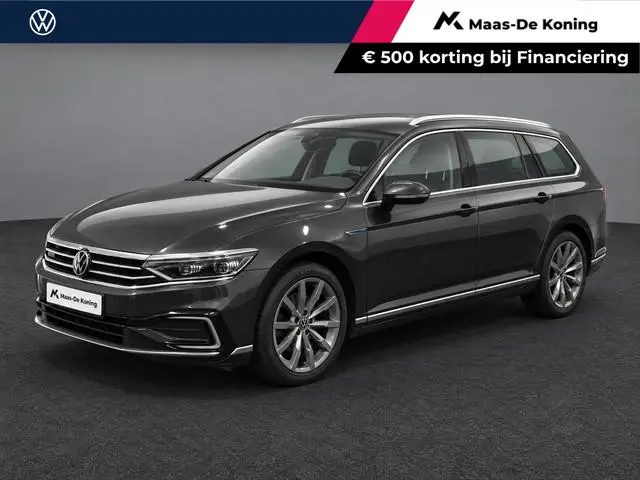 Volkswagen Passat Variant 1.4 TSI 218pk PHEV GTE Business · Apple/Android Car Play · Camera · Wegkla...