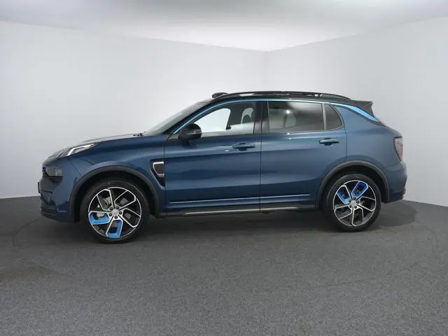 Lynk & Co 01