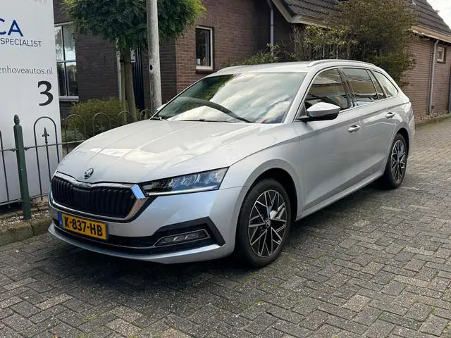 ŠKODA Octavia Combi 1.0 TSI Business Edition