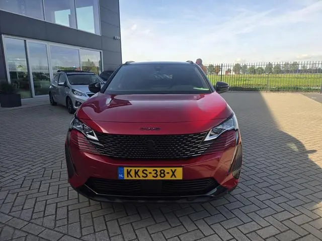 Peugeot 3008 1.2 Hybrid 136 GT Auto komt 17-10 binnen l Focal speakers l Black pack l Camera