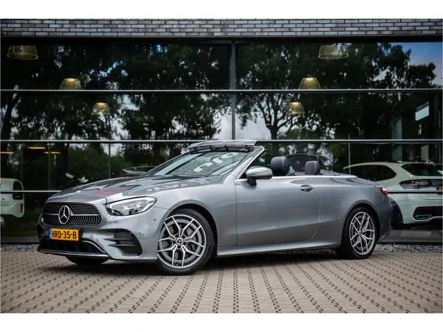 Mercedes-Benz E-klasse Cabrio 200 AMG Line , Sfeerverlichting, Stoel/nekverwarming, Leer, Camera-