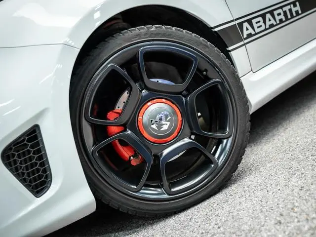 Fiat 500 1.4 T-Jet Abarth 595 Pista