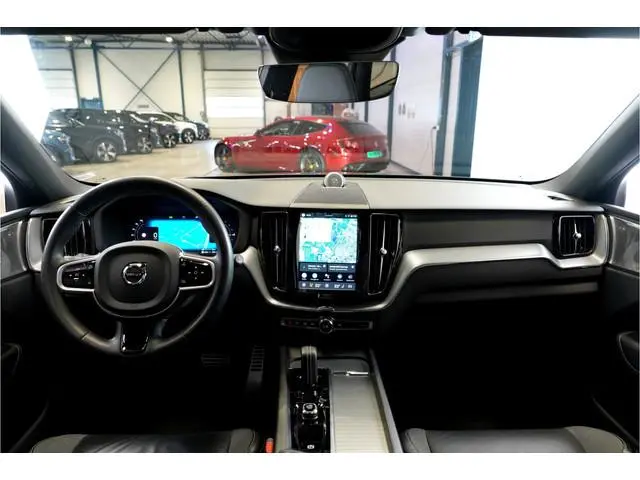 Volvo XC60 2.0 T8 AWD 335kW/456pk Aut8 Plug-in hybrid Long Range R-Design LUCHTVERING + BOWERS&WILKI...