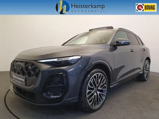 Audi Q5 2.0 TFSI e-hybrid 300pk quattro S edition Panoramadak, Luchtvering, Wegklapbare trekhaak