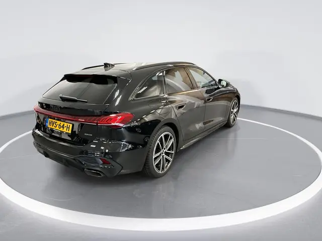 Audi A5 Avant 2.0 299pk S-tronic e-hybrid quattro S edition · 360 Camera · Wegklapbare Trekhaak · Ke...