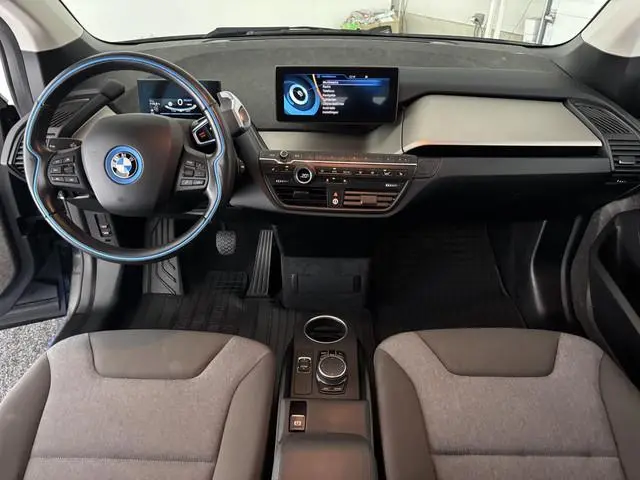 BMW i3 Basis 94Ah 33 kWh | ALL-IN PRIJS | SOH 90% | STOELVERW. | NAVI | CLIMA |